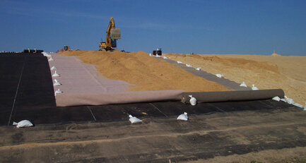 Deponie Luckenwalde Abdeckung der Deponieoberfläche