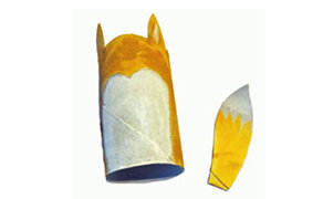 Gebastelte Fuchs-Marionette aus Toilettenpapierrolle